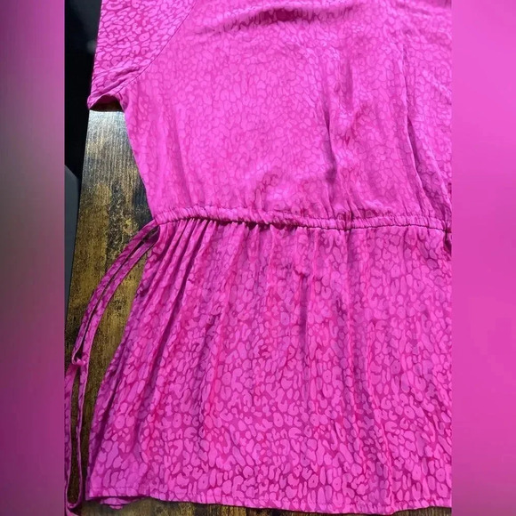 Pink long sleeve leopard print blouse sz 0X - Picture 5 of 8